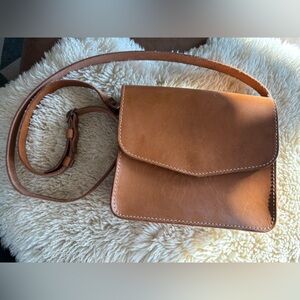 Portland Leather Hawthorne crossbody bag